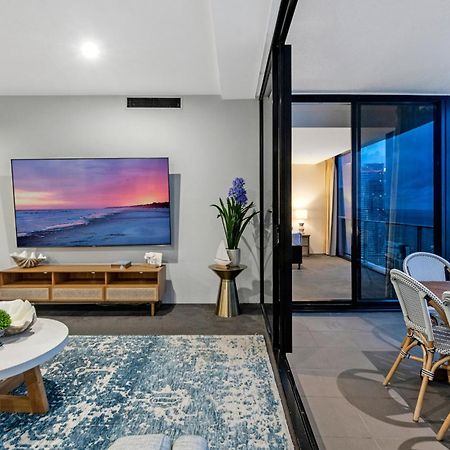 5 Bedroom Executive Sub Penthouse In The Heart Of Surfers With Full Ocean Views - Sleeps 12 - Circle On Cavill Amazing!! Gold Coast Dış mekan fotoğraf