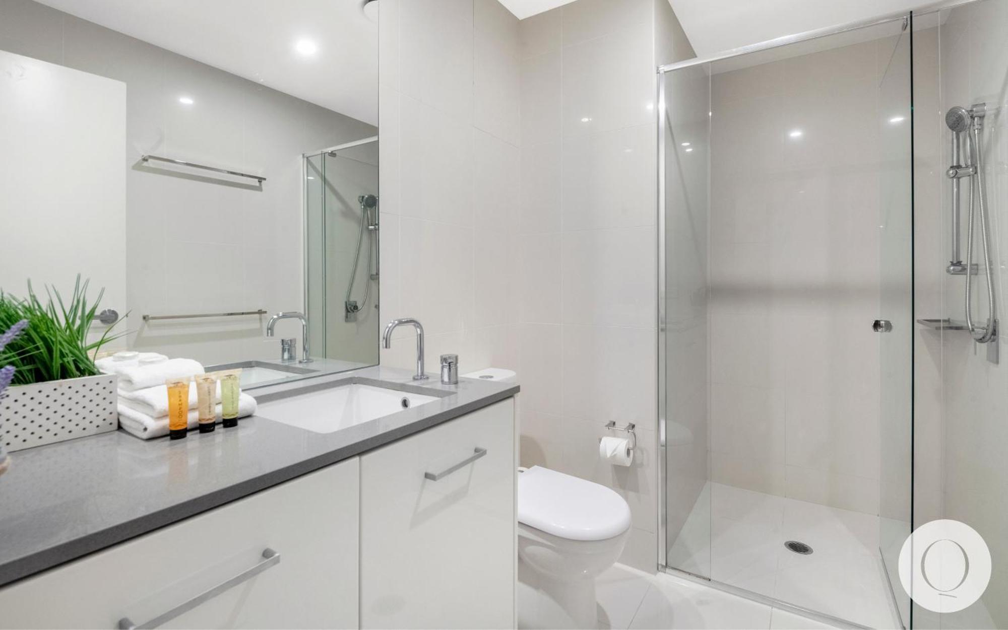 5 Bedroom Executive Sub Penthouse In The Heart Of Surfers With Full Ocean Views - Sleeps 12 - Circle On Cavill Amazing!! Gold Coast Dış mekan fotoğraf