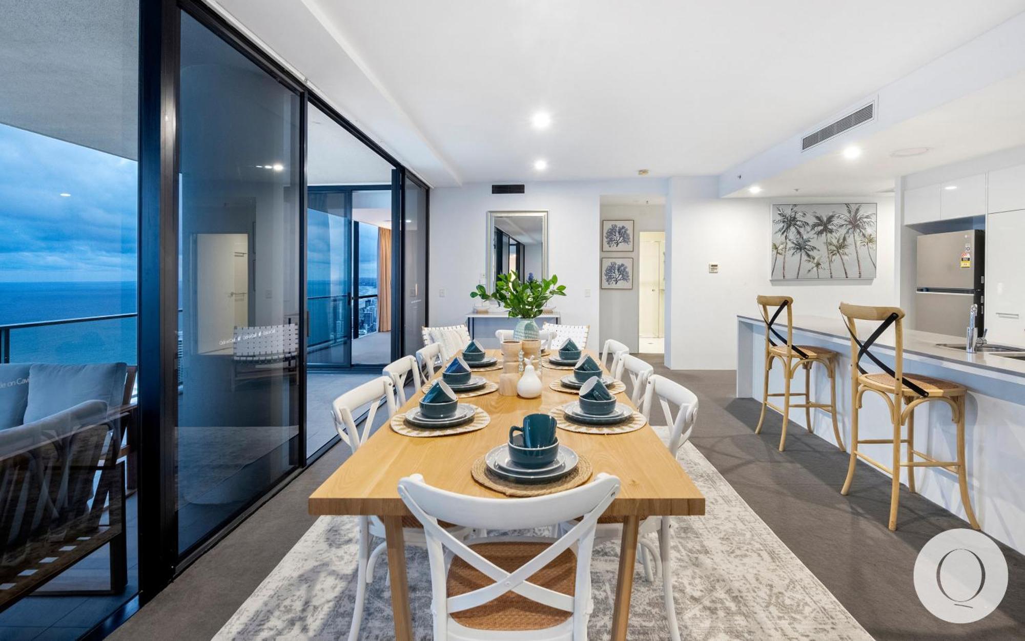 5 Bedroom Executive Sub Penthouse In The Heart Of Surfers With Full Ocean Views - Sleeps 12 - Circle On Cavill Amazing!! Gold Coast Dış mekan fotoğraf