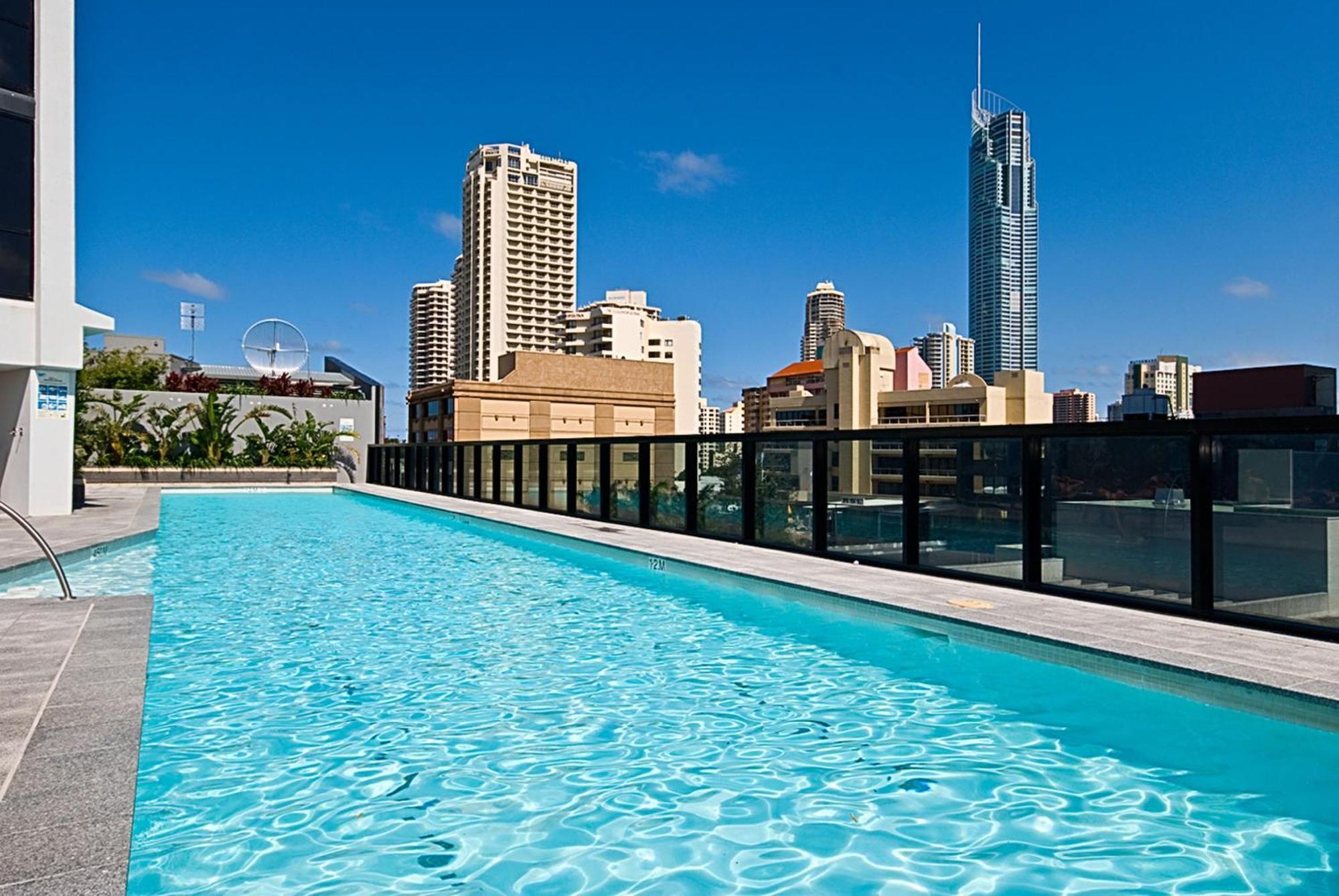 5 Bedroom Executive Sub Penthouse In The Heart Of Surfers With Full Ocean Views - Sleeps 12 - Circle On Cavill Amazing!! Gold Coast Dış mekan fotoğraf